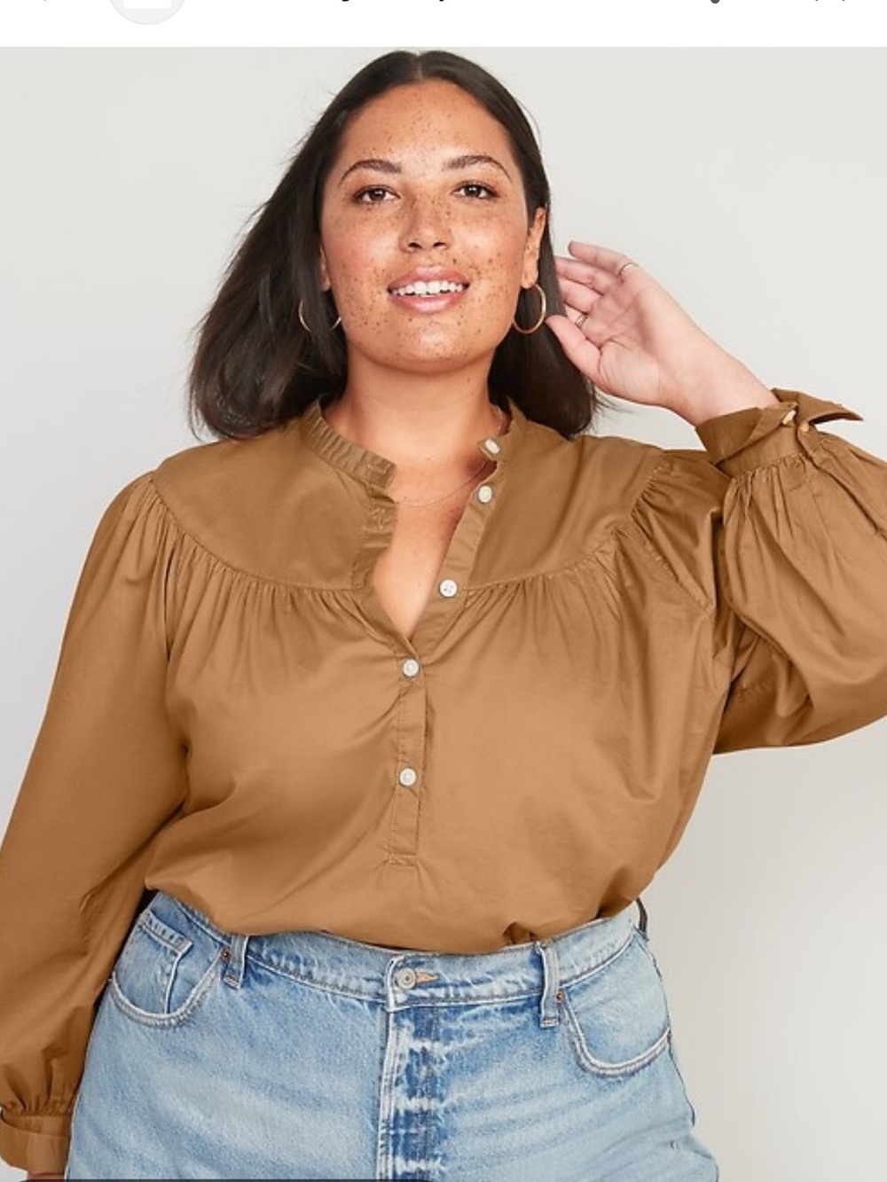 Old Navy Puff-Sleeve Button-Front Blouse in Camel